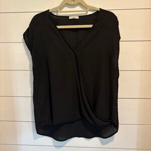 Pleione Black Crossover Blouse - Size Large